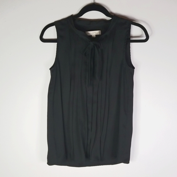 ANN TAYLOR LOFT Sleeveless Bow Neck pleated button down blouse size XSMALL - Picture 1 of 4